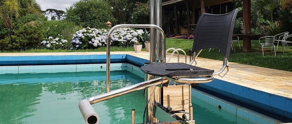 elevador de piscina, elevador para piscina, piscina com acessibilidade, access pool